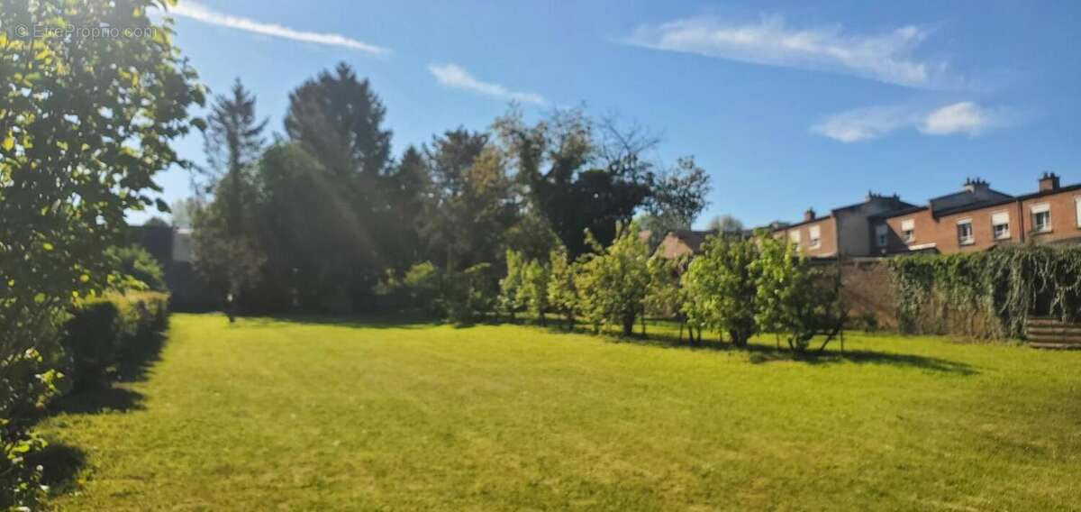 Maison à LE CATEAU-CAMBRESIS