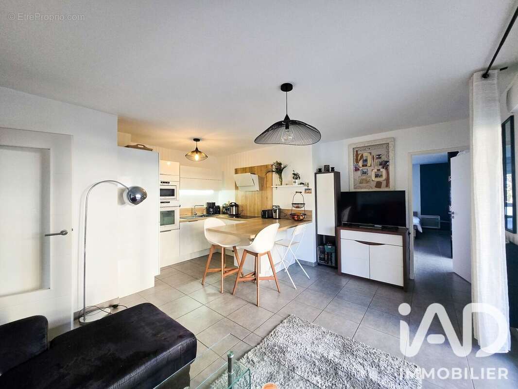 Appartement 57 m² à Frejus  - photo 4