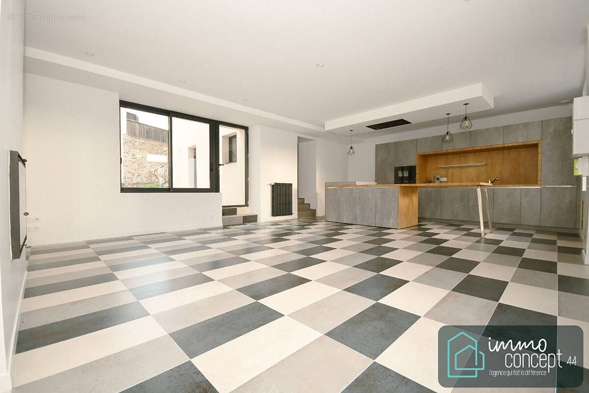 Maison à SAINT-JEAN-DE-BOISEAU