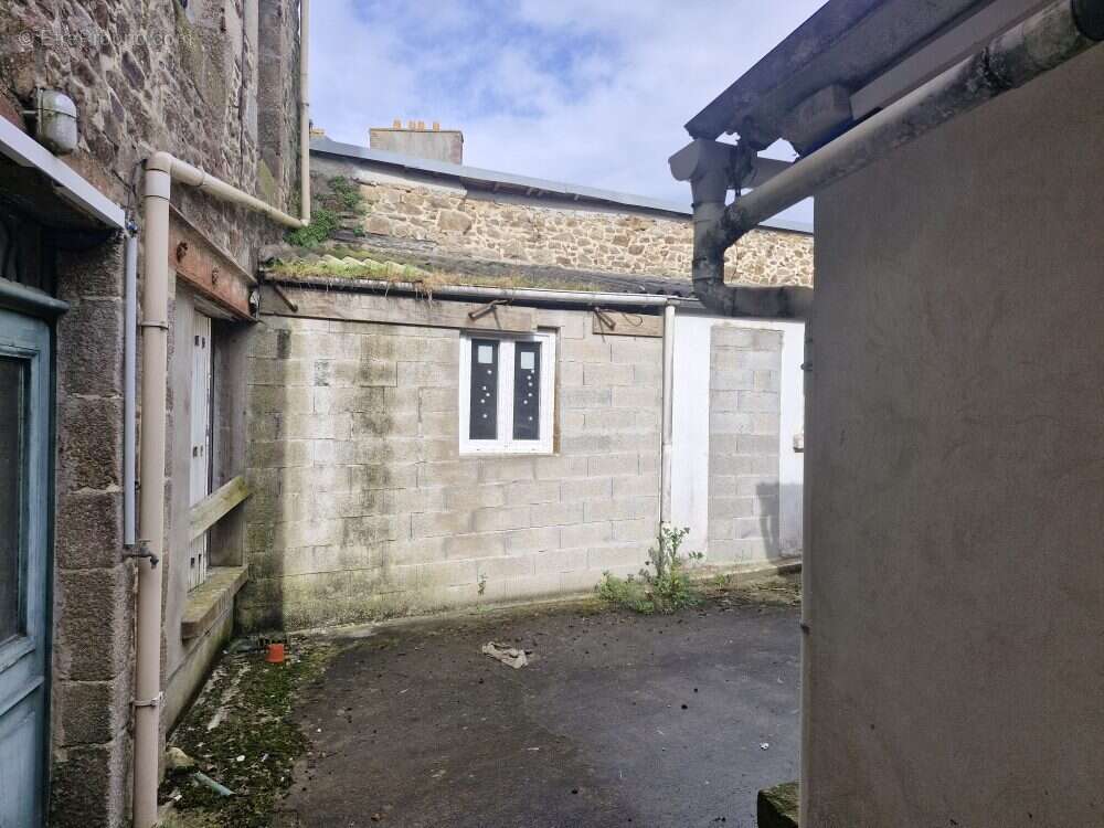 Appartement à LAMBALLE