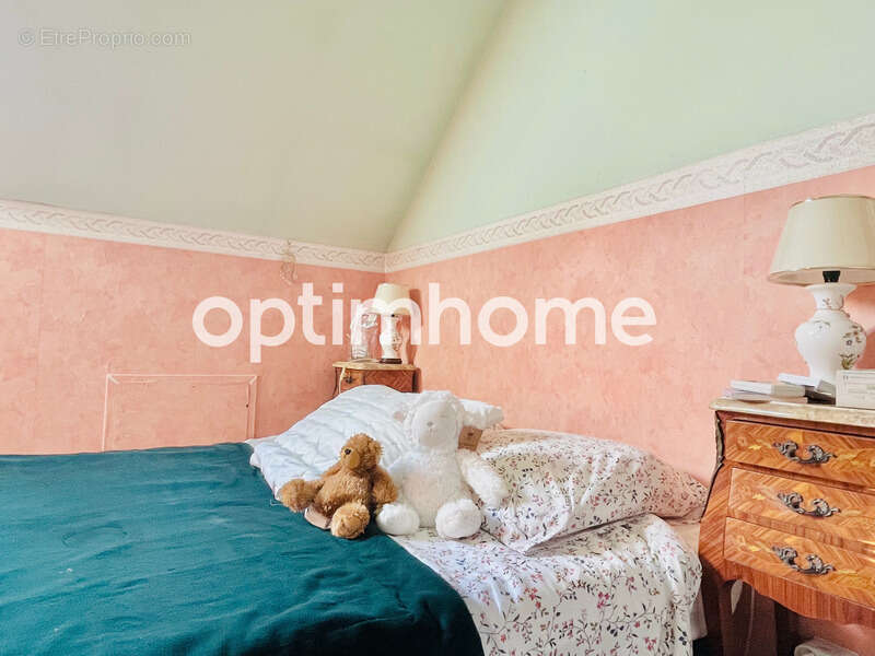 Maison à VARENNES-SUR-SEINE