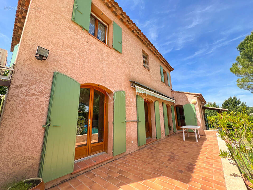 Maison à SAINT-PANTALEON