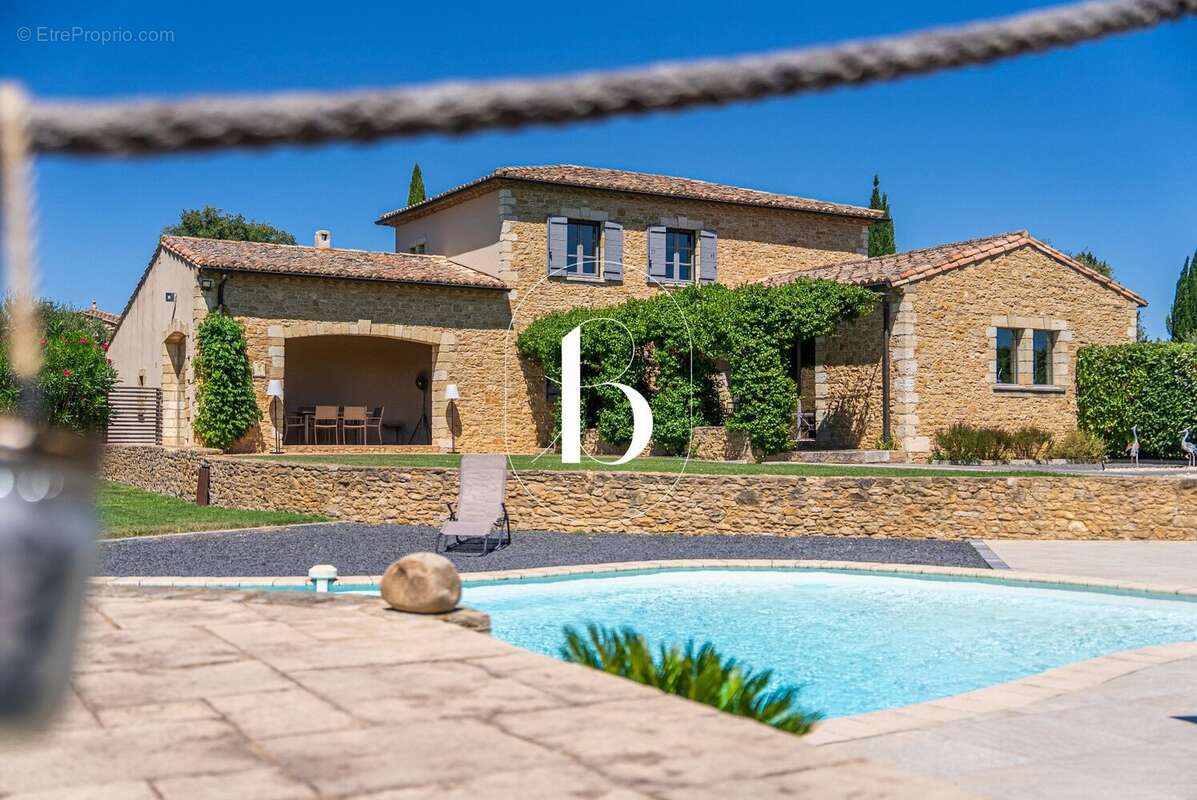 Maison à UZES