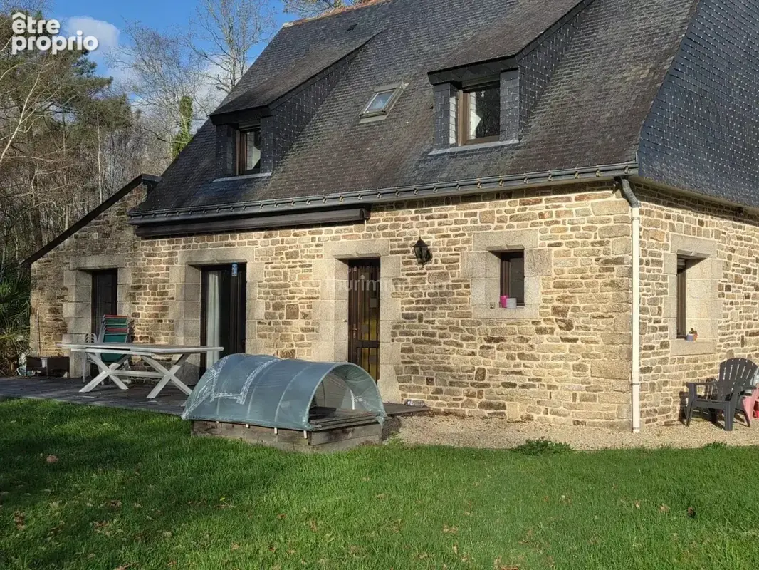 Maison à PLUMERGAT