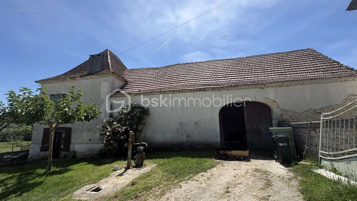 Maison à GAGEAC-ET-ROUILLAC