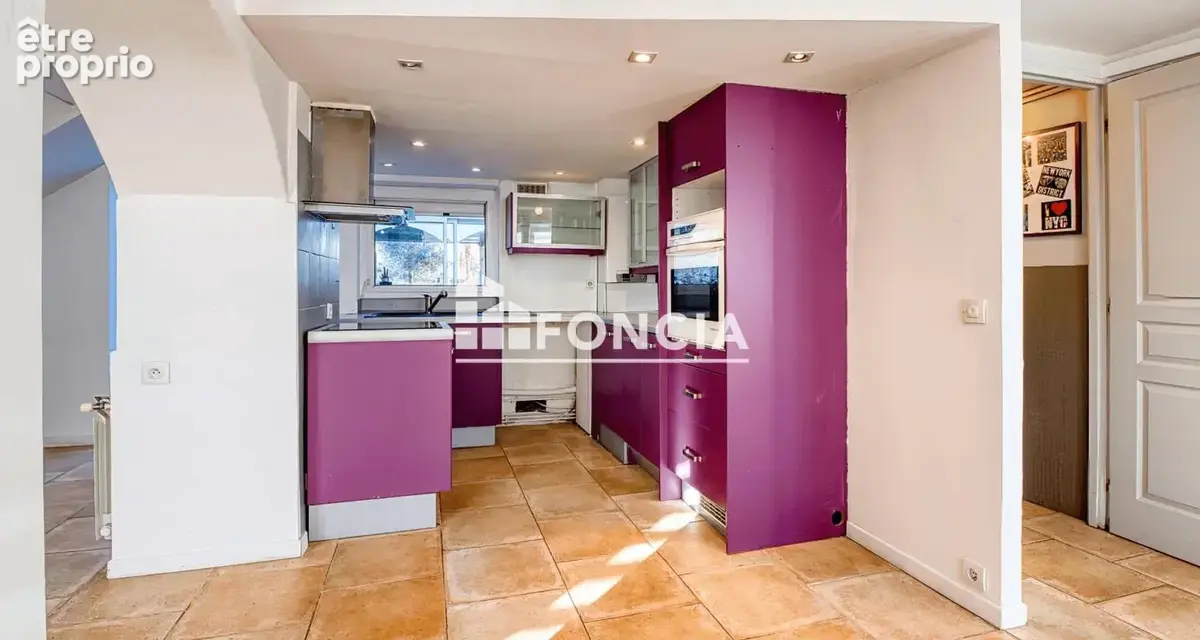 Un havre de paix à La Falaise (78) ! Maison de charme, 90 m2, 3 chambres, séjour sous véranda chauffée, avec jardin clos et 3 te - photo 9