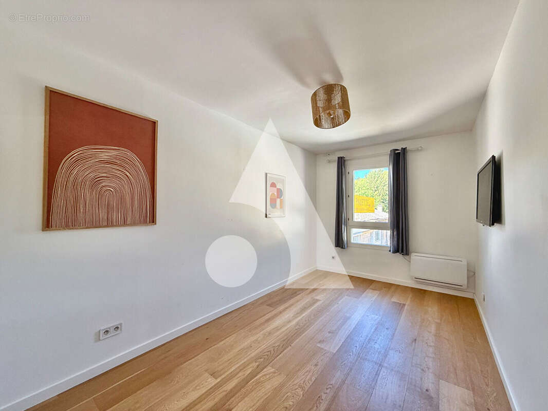 Maison à LE THOLONET