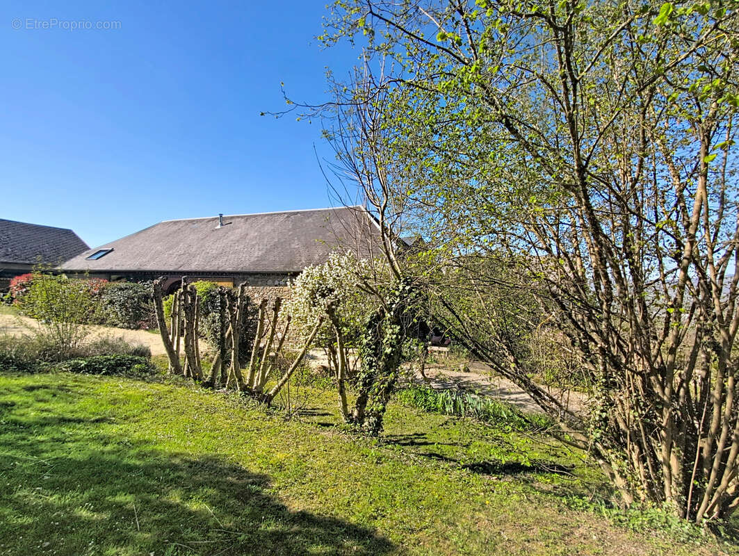 Maison à ALBY-SUR-CHERAN