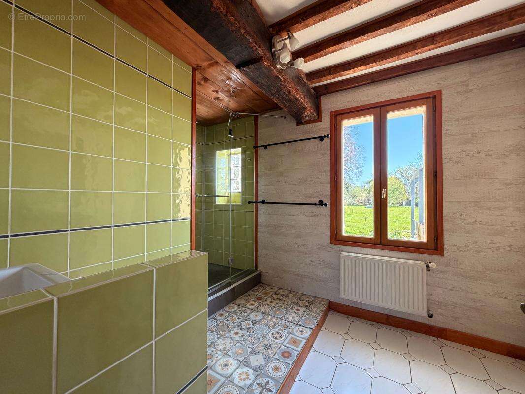 Maison à ELINCOURT-SAINTE-MARGUERITE