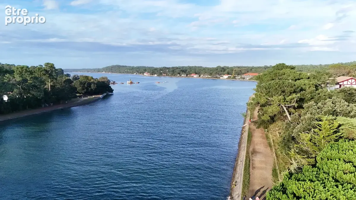 Appartement dans une résidence de prestige à vendre à Hossegor  T3 rénové avec terrasse, canal, parking, entre lac et océan - photo 14
