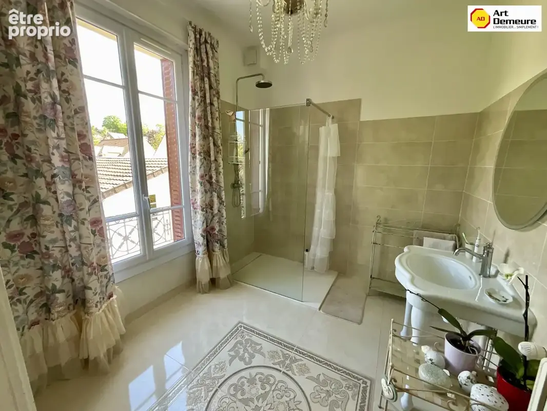 Maison 9 pièces 179 m² à vendre à Meriel (95630) - photo 8