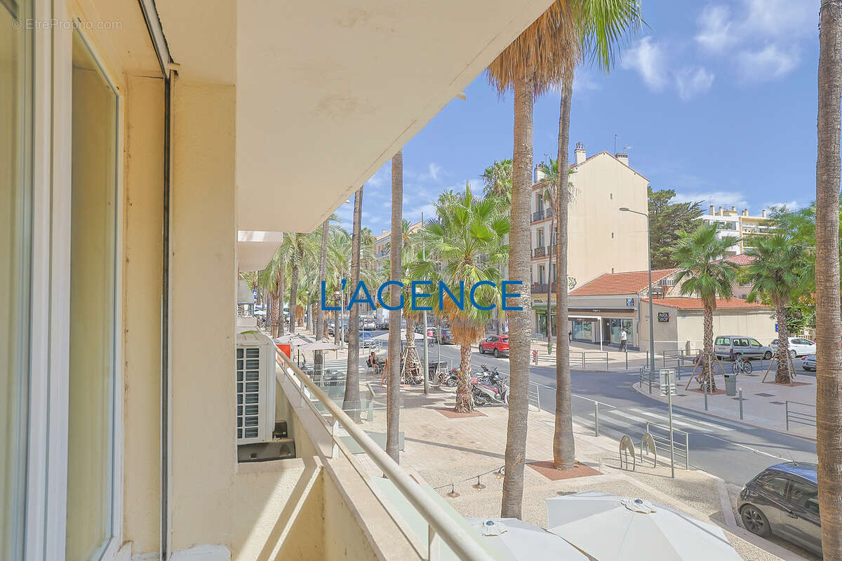 Appartement à HYERES