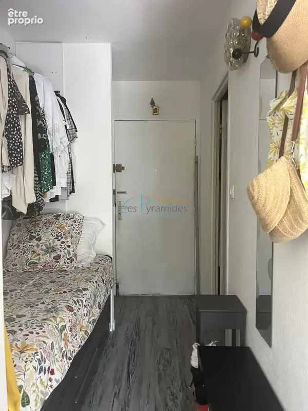 Studio cabine avec terrasse et parking couvert - photo 3