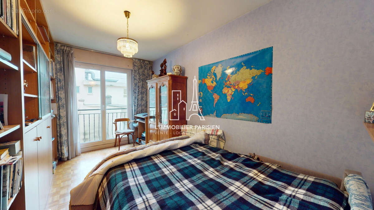 Appartement à PARIS-17E