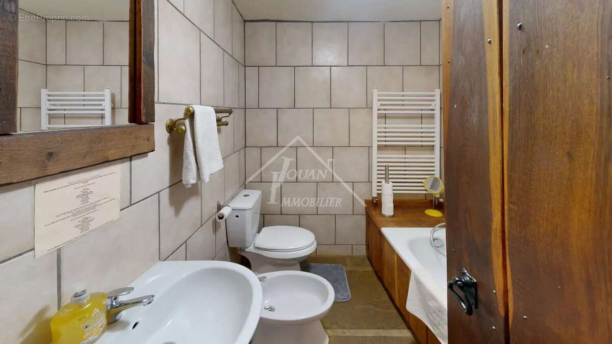 Maison à GOUTTIERES