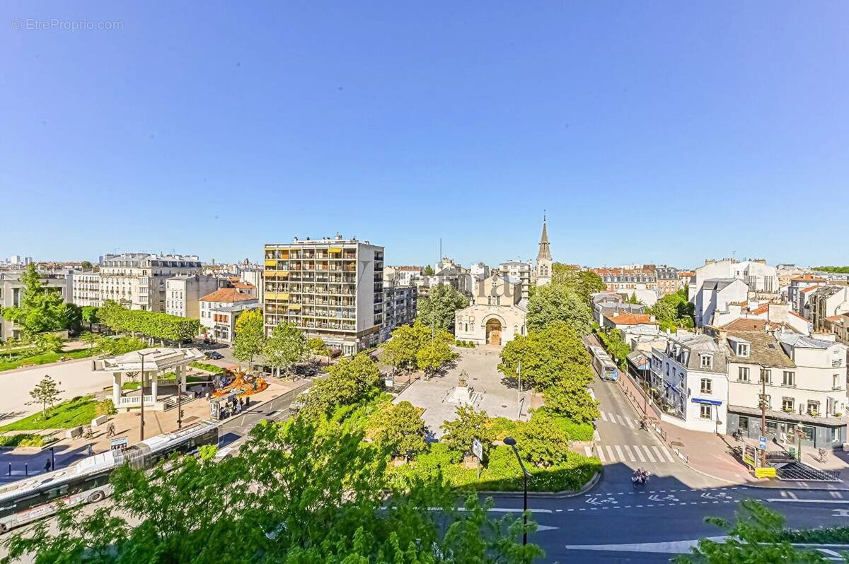 Appartement à CHARENTON-LE-PONT