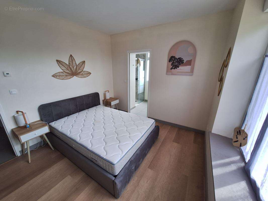 Appartement à PLESTIN-LES-GREVES