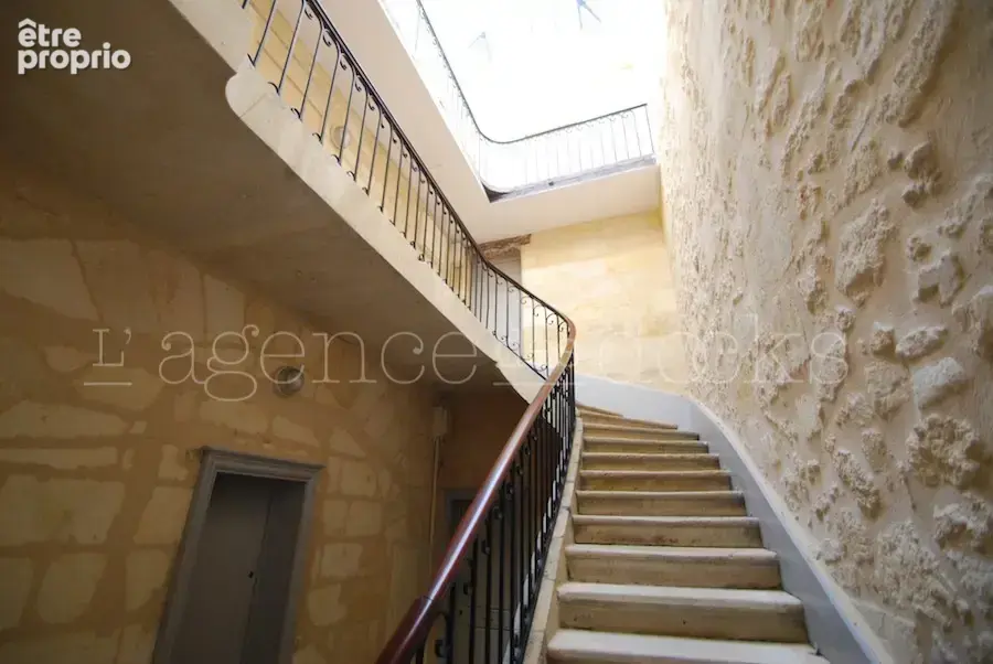 Vends bordeaux place st pierre grand t2 53m2 lumineux a rénover - photo 7