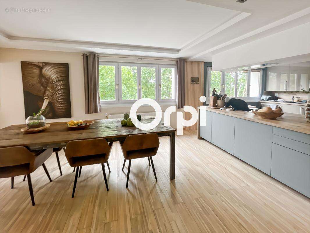 Appartement À Vendre - photo 3