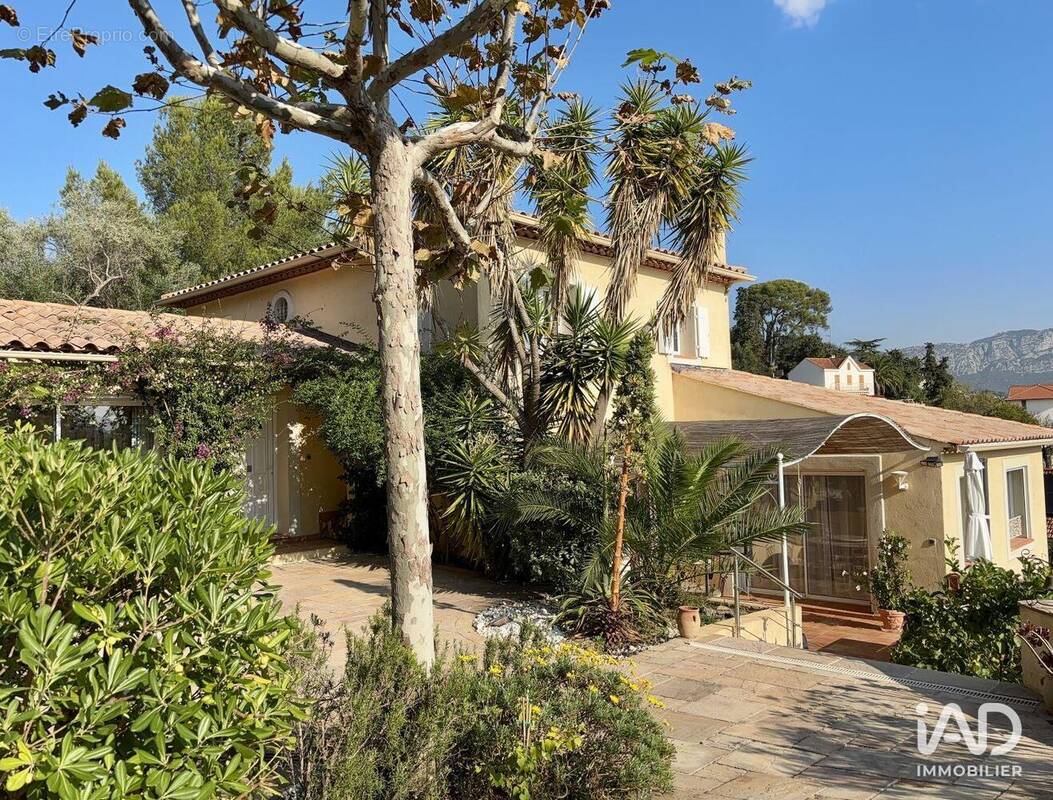Photo 1 - Maison à TOULON