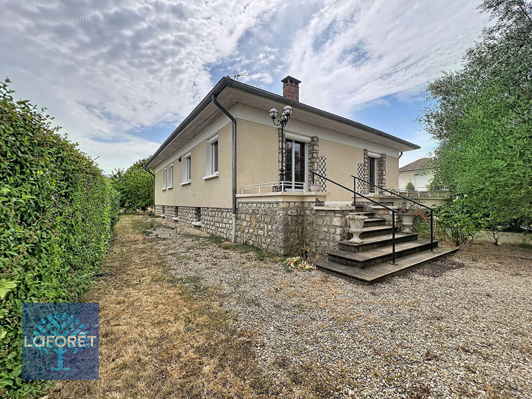 Maison à BALLANCOURT-SUR-ESSONNE