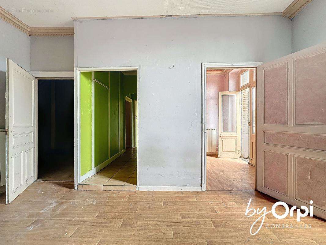 Appartement à SAINT-ELOY-LES-MINES