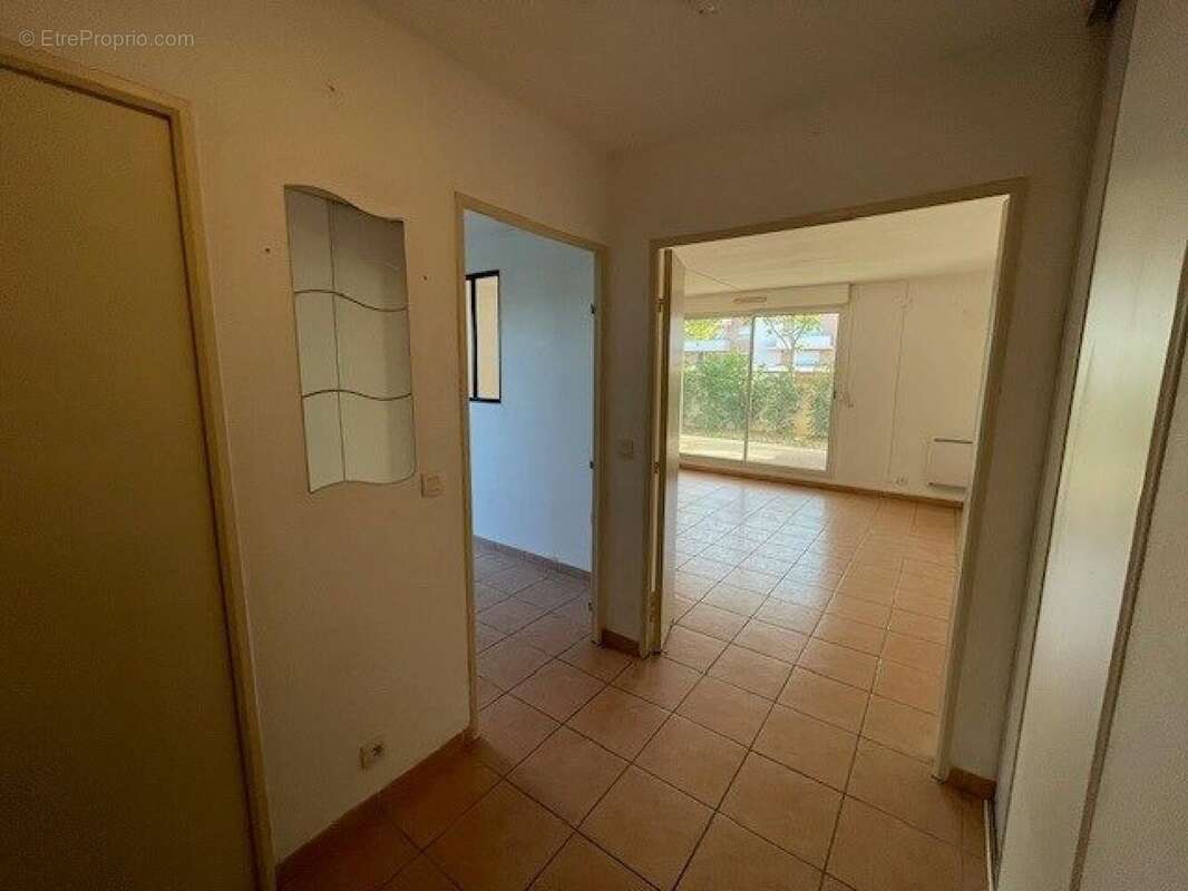 Photo 2 - Appartement à MARSEILLE-13E