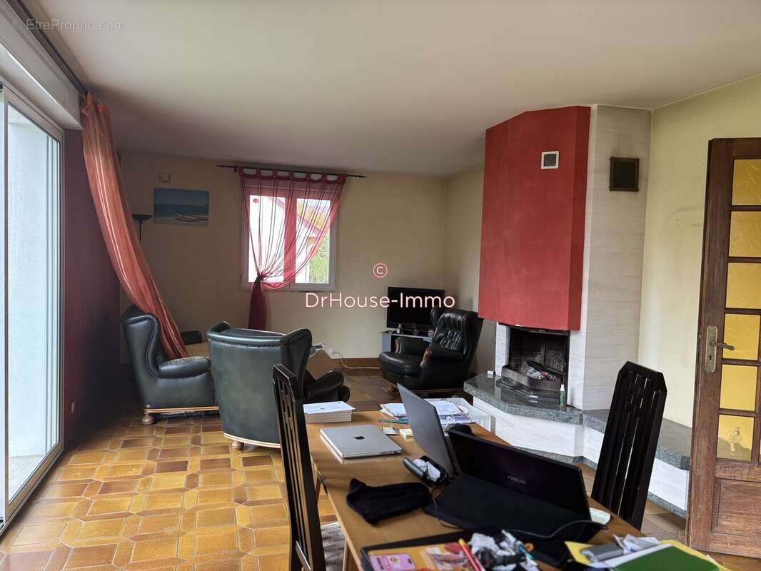 Maison à CHAMBRAY-LES-TOURS