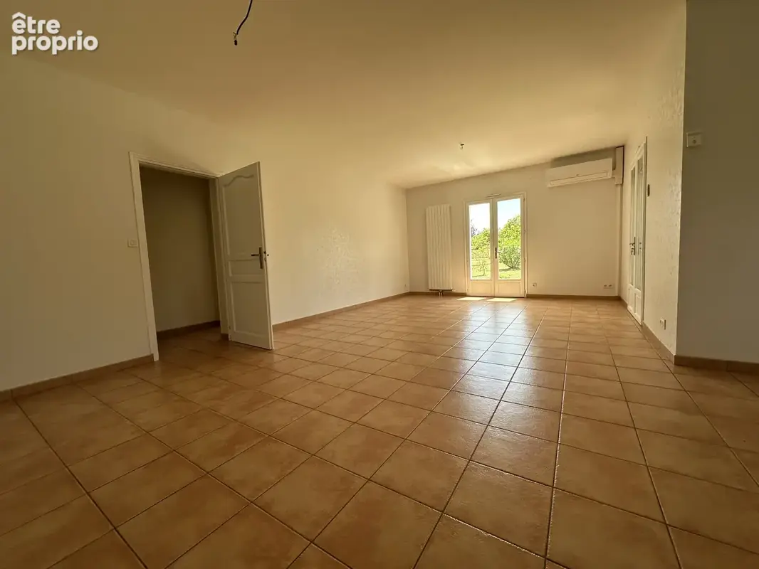 Maison plain-pied, trois chambres - photo 3