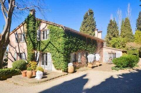 Maison à GRASSE