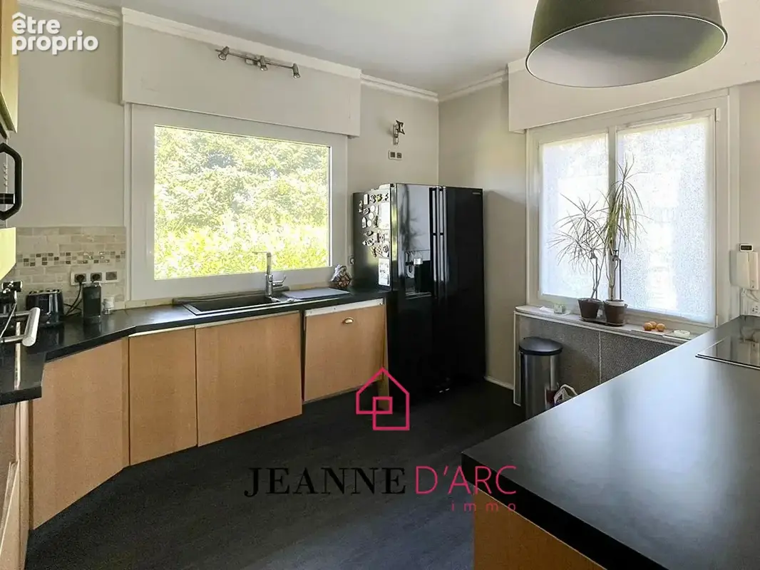 Bois-Guillaume - Maison familiale 7P - Jardin - Garage - Sous-sol - photo 6