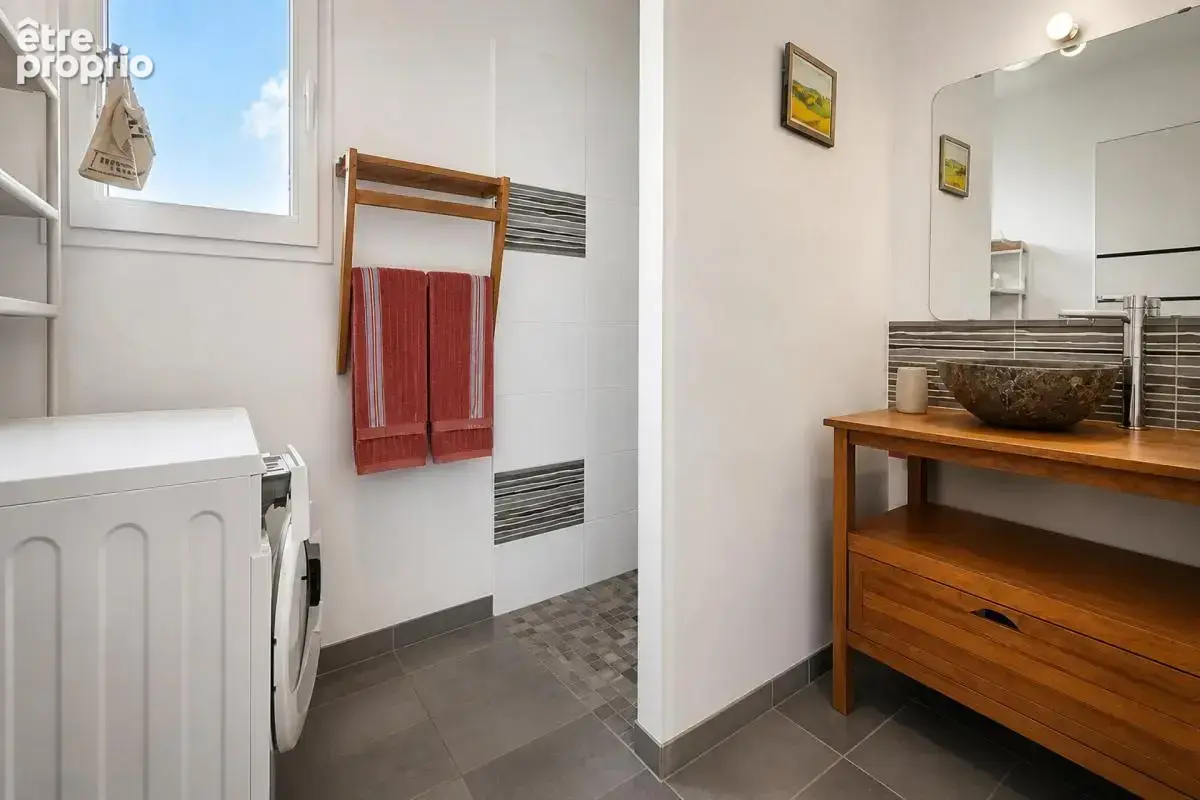 Maison de 4 pièces de 80 m² à Feugarolles - photo 10