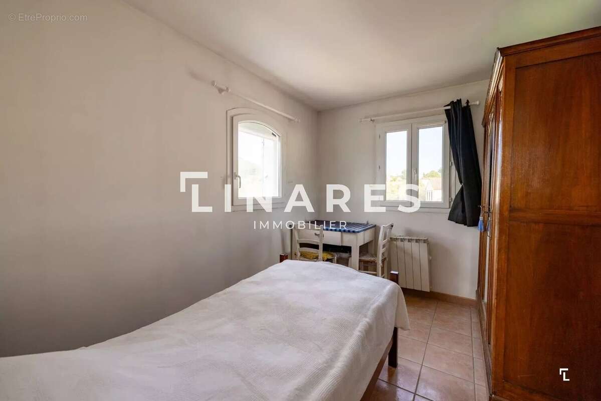 Appartement à MARSEILLE-11E