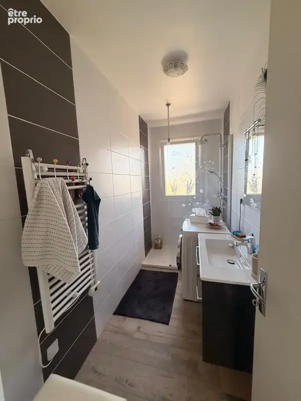 Nouveauté - Appartement rénové de 67m2 - photo 9