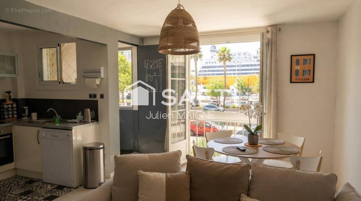 Photo 1 - Appartement à TOULON
