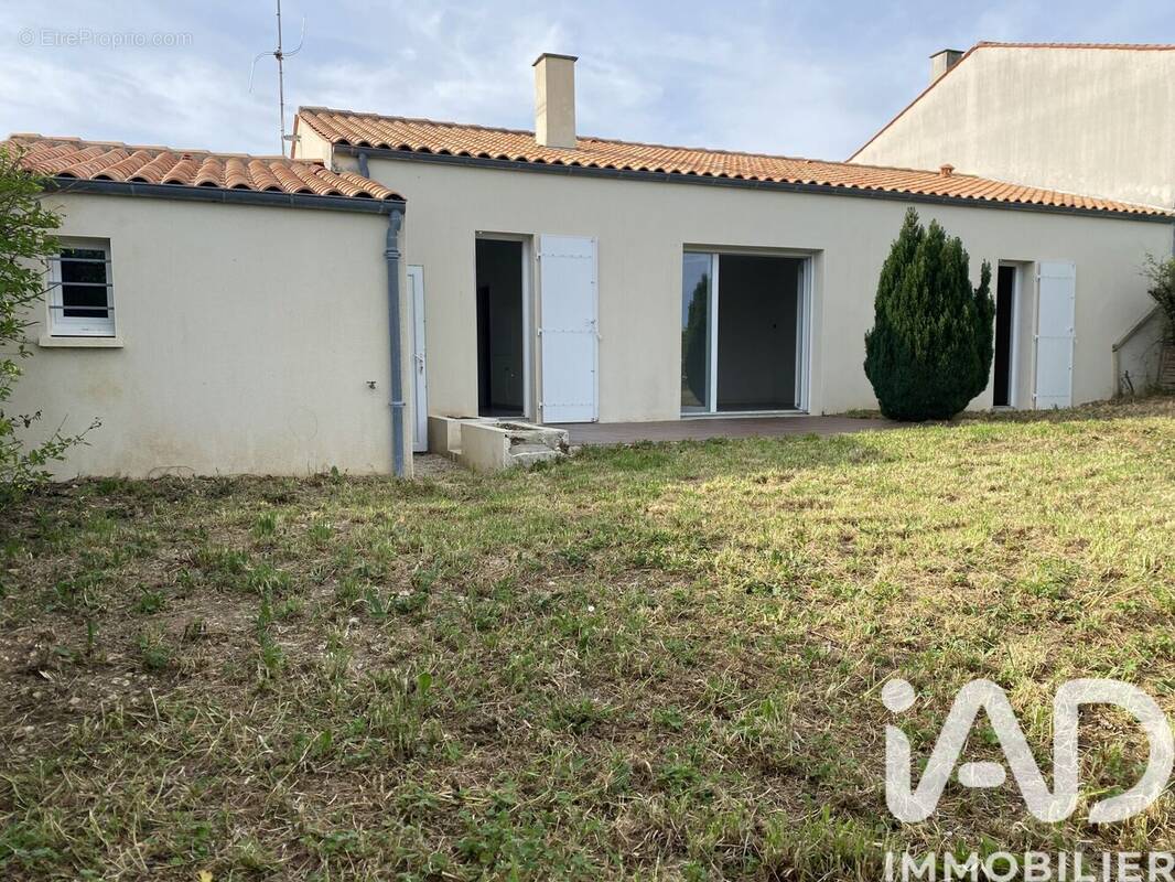 Photo 1 - Maison à SAINT-VIVIEN