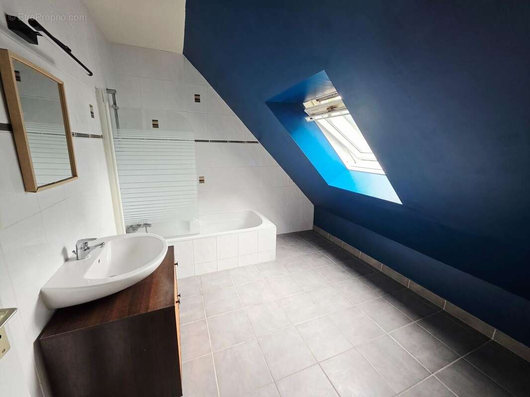 Photo 8 - Maison à MINIAC-MORVAN