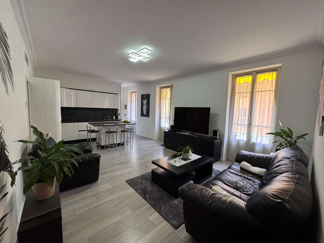 Appartement à BEAUSOLEIL