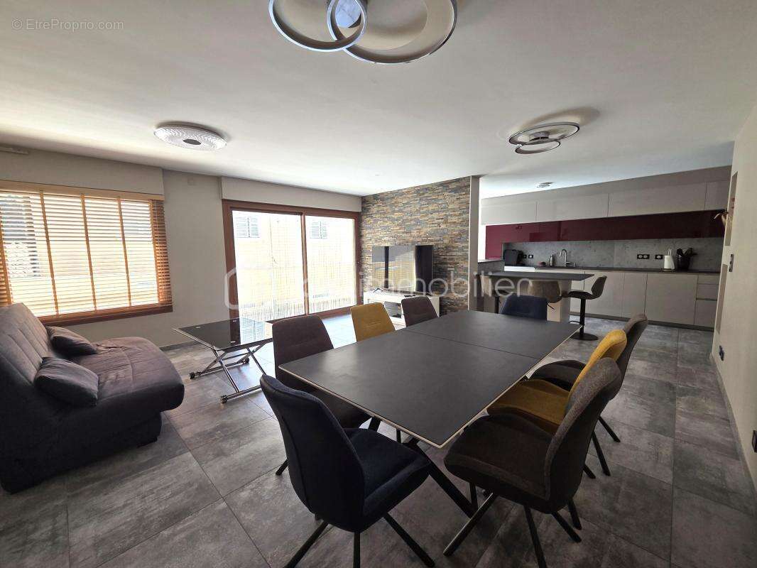 T4 115 m² avec Terrasse et Garage Centre ville Voiron - photo 3