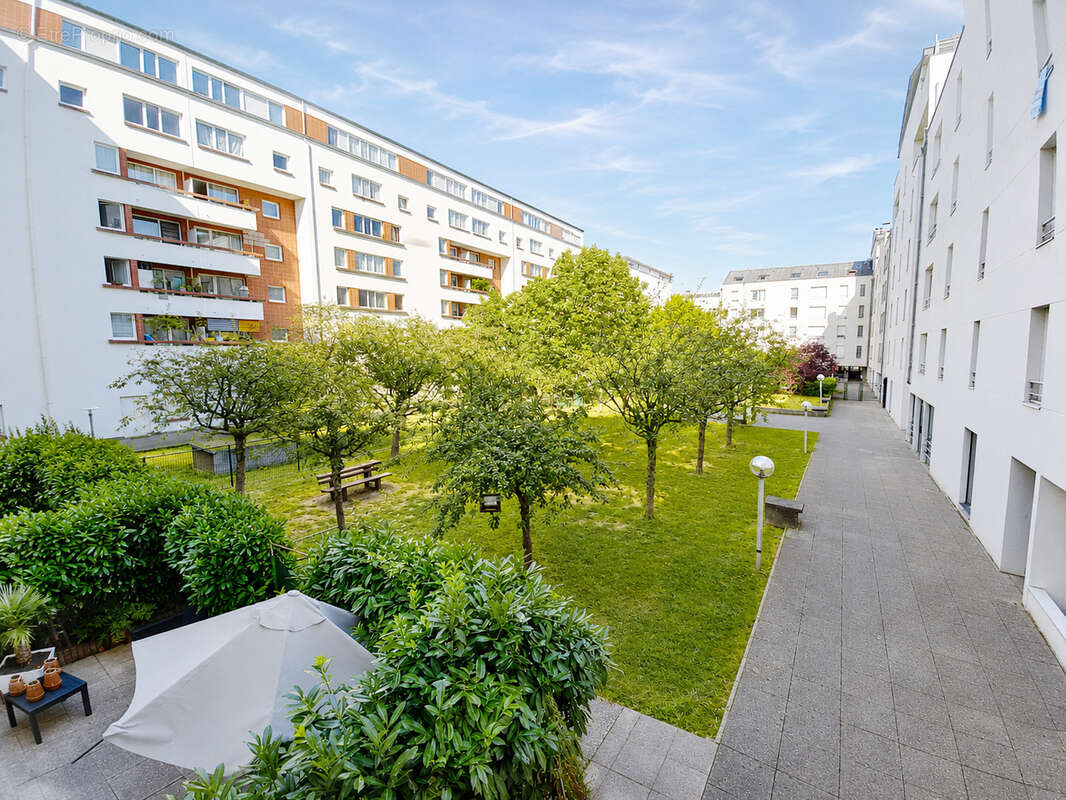 2 pièces avec loggia et parking proche du métro Pointe du Lac - photo 6
