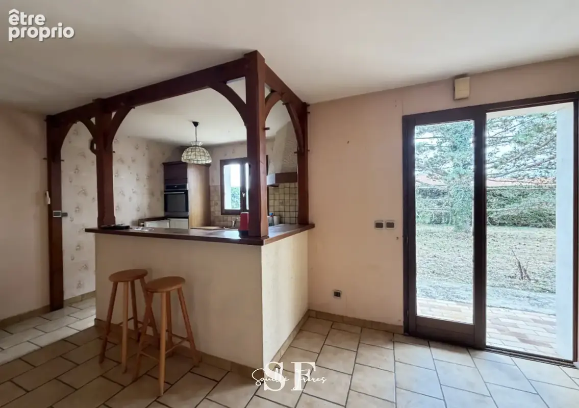 AGEN RIVE GAUCHE - Maison de plain-pied avec jardin arboré et garage, à 5 minutes d’Agen - photo 4