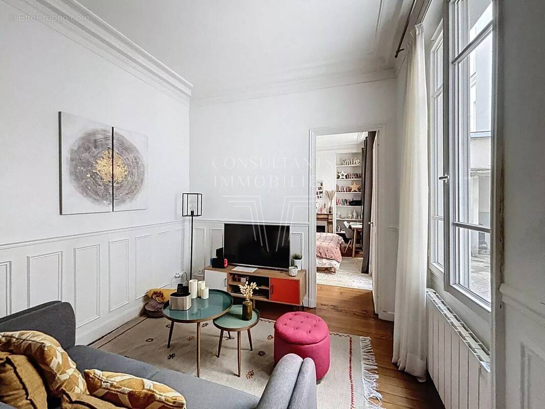 Appartement à PARIS-17E