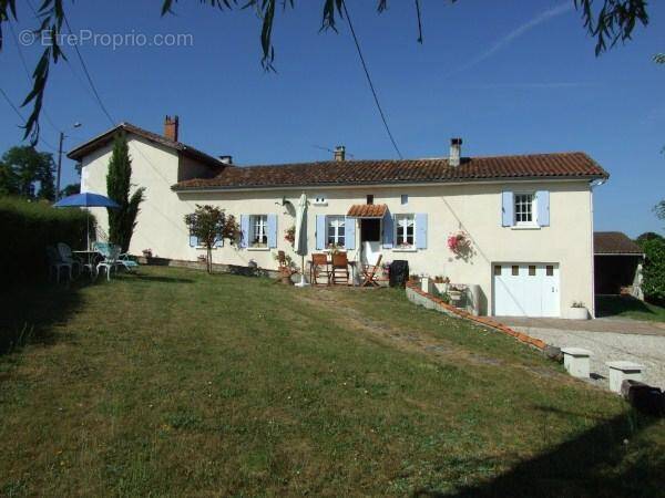 maison - Maison à CHALAIS