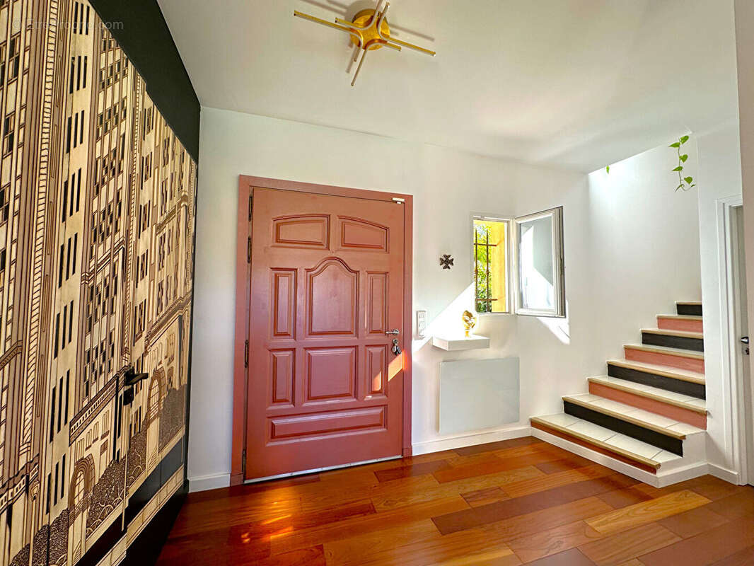 Maison à MONTAUROUX