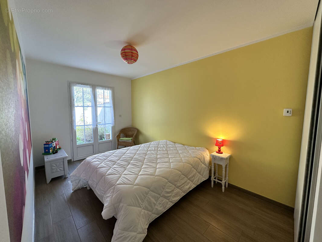 Maison à SAINT-FORT-SUR-GIRONDE