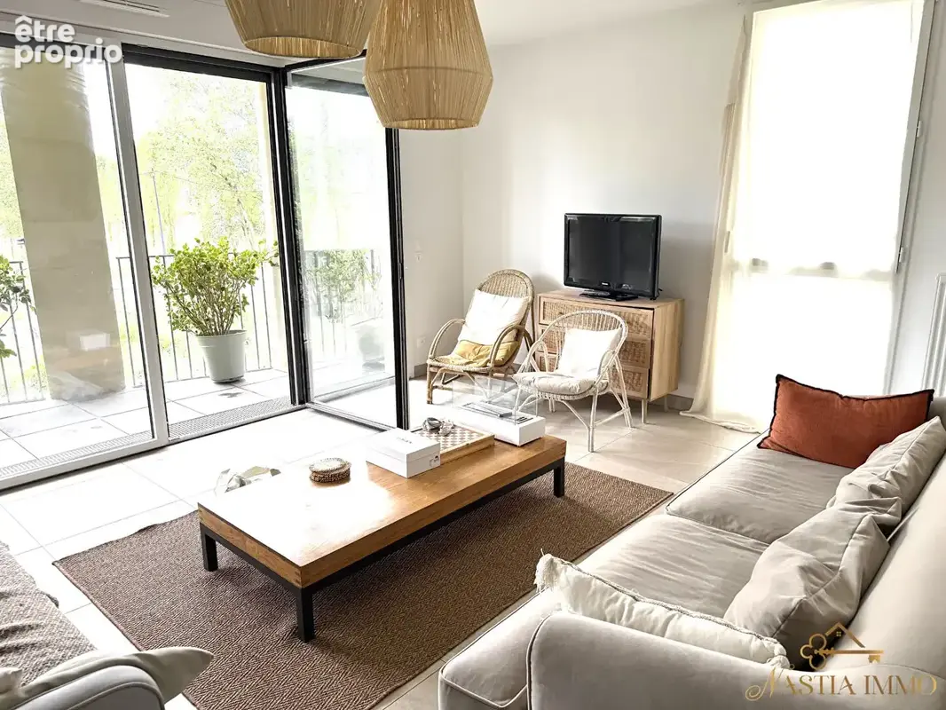 Appartement Bordeaux 4 pièce(s) 94 m2 + terrasse 28m² vue Garonne - photo 3
