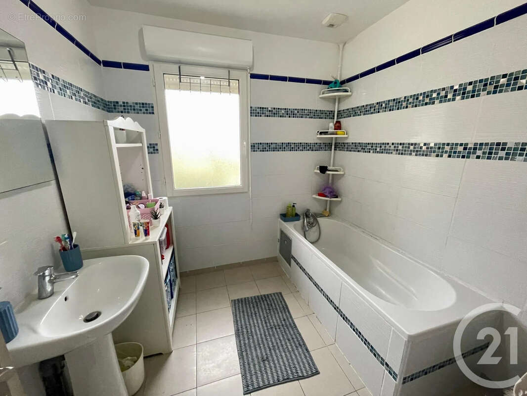 Maison à DAMMARTIN-EN-GOELE