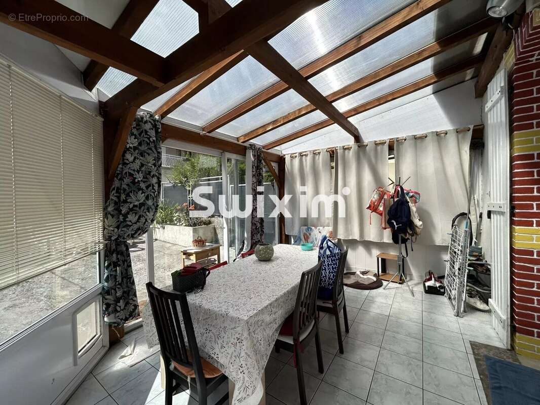 Maison à LONS-LE-SAUNIER