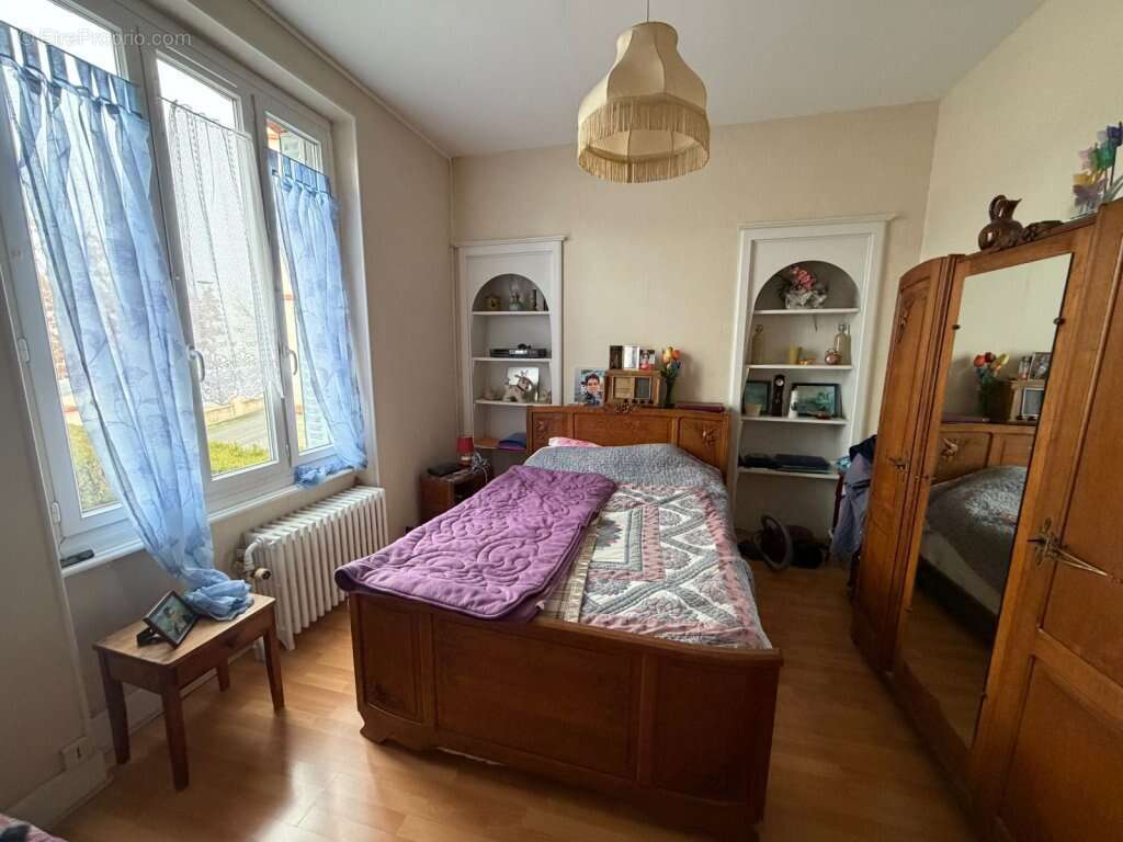 Maison à MONTCHANIN