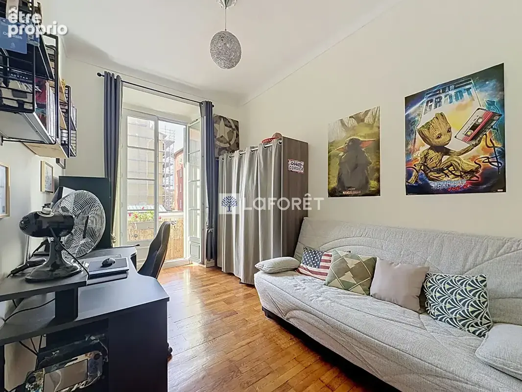 Spacieux 4 pièces traversant de 95m² avec balcons et caves - photo 5